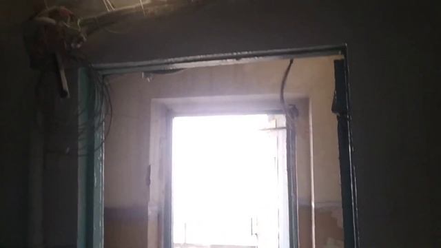 Лифты КМЗ-1998 г.в. и НЛМ-2009 г.в. V=1м/с, Q=400/500кг ( г. Екатеринбург). смотреть онлайн