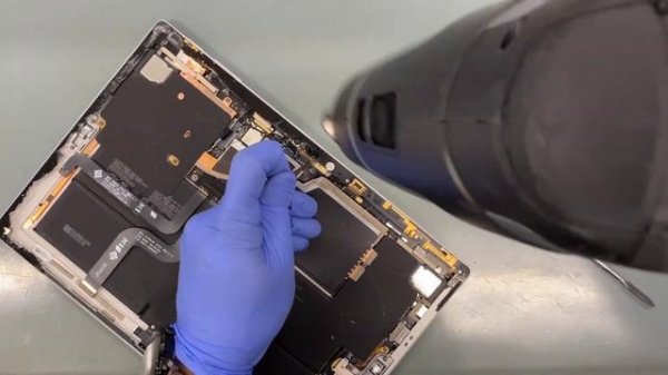 Microsoft Surface Pro 7 Plus Screen Replacement