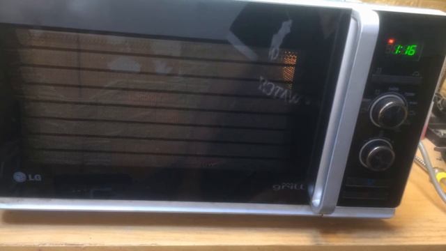 Le micro-onde LG ne chauffe plus : réparer en 10 minutes смотреть онлайн