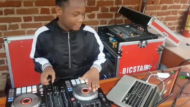 Scratch ERROR part 7.. Depo MpYa + Coolest Dj @Dj_white24 смотреть онлайн