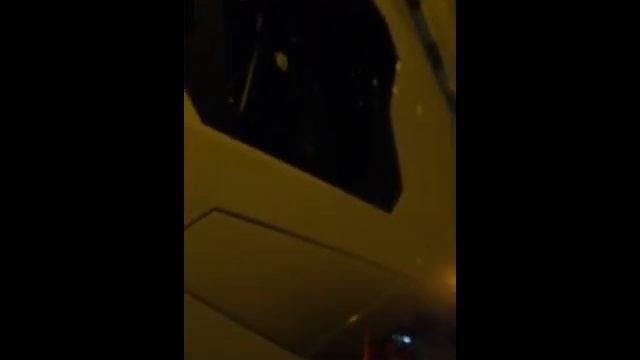 Jeep srt8 (Sniper) vs Lamborghini смотреть онлайн