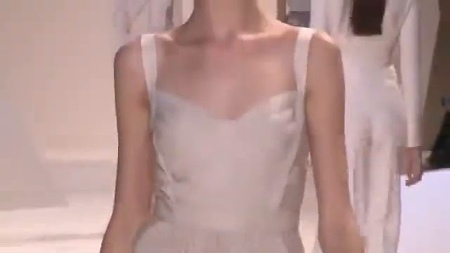 Elie Saab 2013 Sonbahar/Kış Defilesi смотреть онлайн