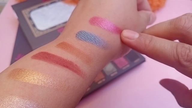 Unboxing Kashee's eyeshadow palettes ..jasmine Queen silk and sleek eyeshadow palette #Kashee's смотреть онлайн