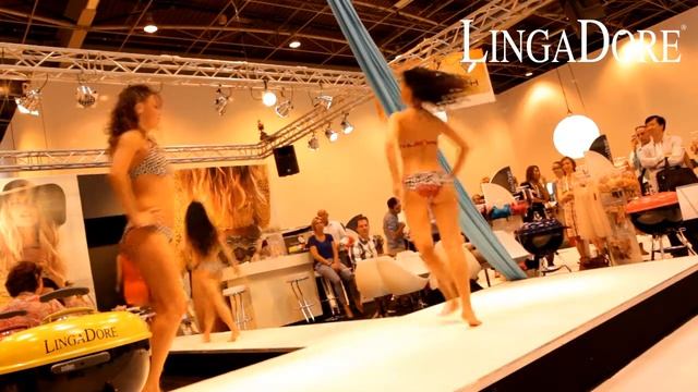 LingaDore's Spring | Summer 2014 Show @ Mode City Paris (July 2013) смотреть онлайн