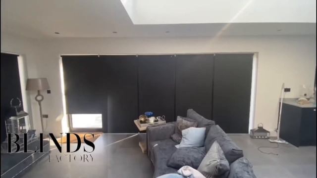 Black Motorised Roller Blinds on Bifold Doors & 3 normal windows - Best Blinds Of 2022 смотреть онлайн