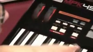 Akai MPK49 49-Key MIDI Controller Keyboard   @whybuynew.co.uk