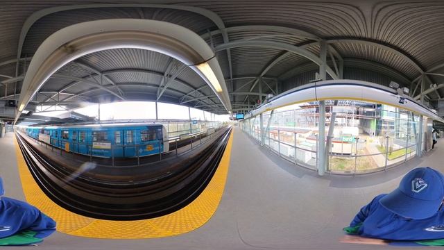 Burnaby - Skytrain - Lake City Way Station - Platform 360 смотреть онлайн