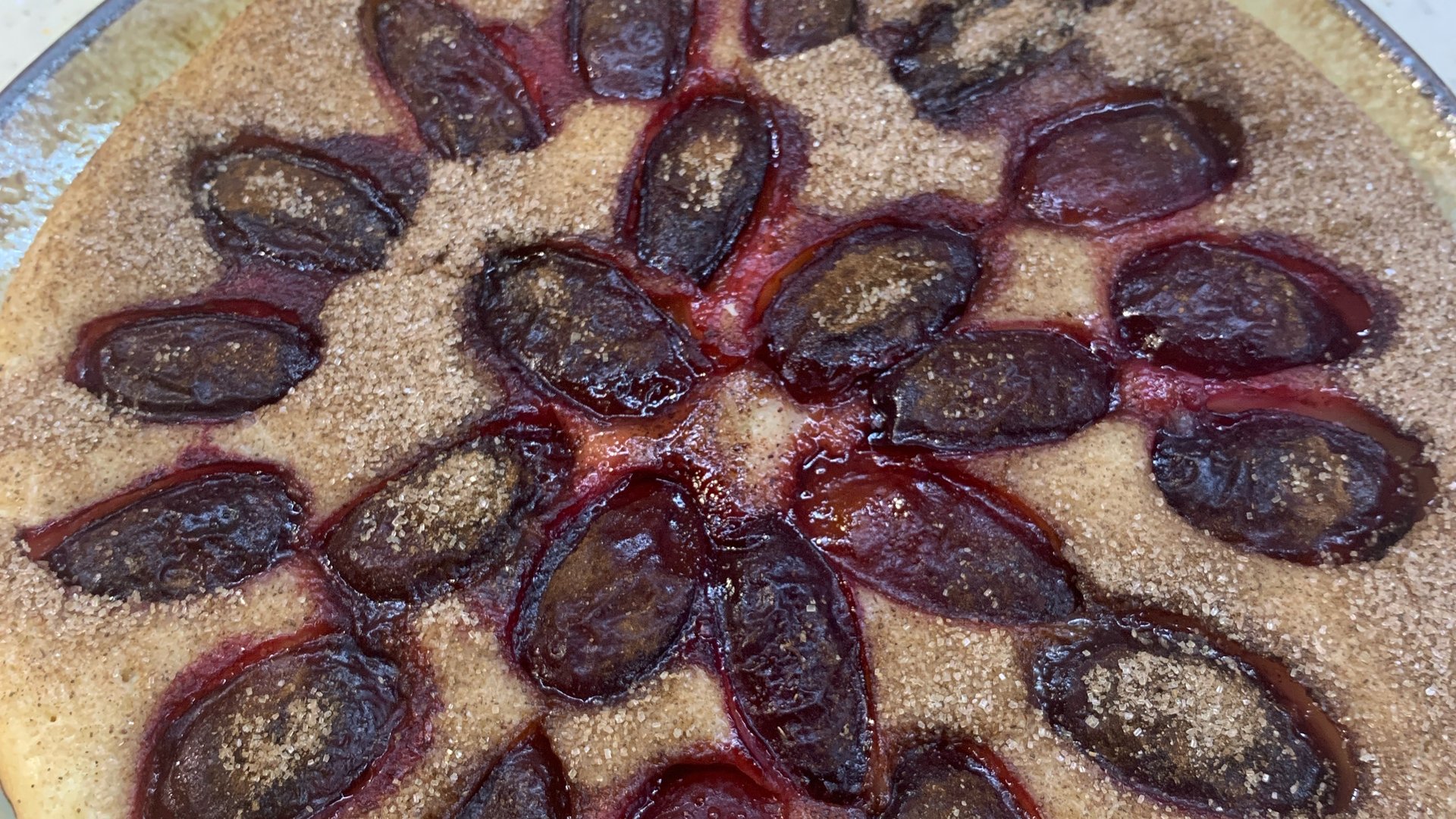 Пирог со сливами на кефире смотреть онлайн