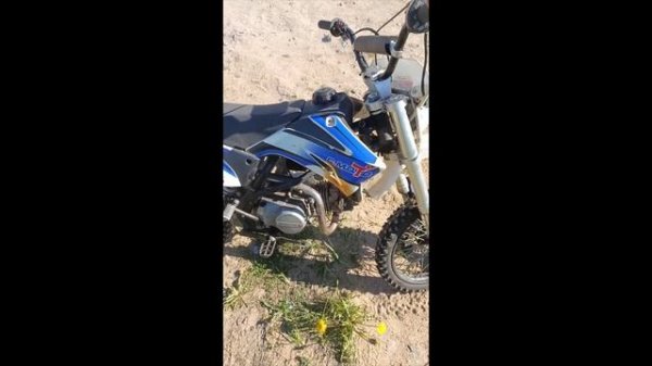 c.Moto 125cc питбайк