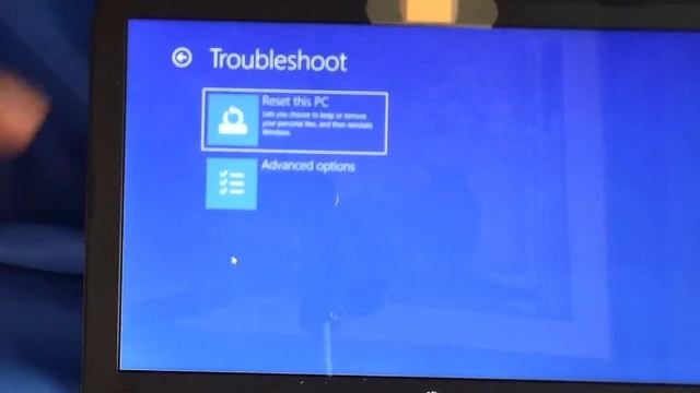 Windows 10 Password removal or factory reset 2021 (No disk required) смотреть онлайн