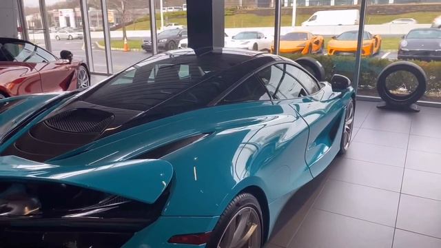 McLaren (Aqua blue) 720s смотреть онлайн