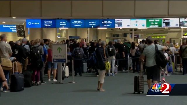 Memorial Day travel window opens at Orlando International Airport смотреть онлайн