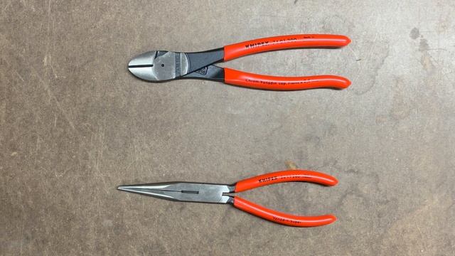 KNIPEX Pliers (26 11 200) & (74 01 200) смотреть онлайн