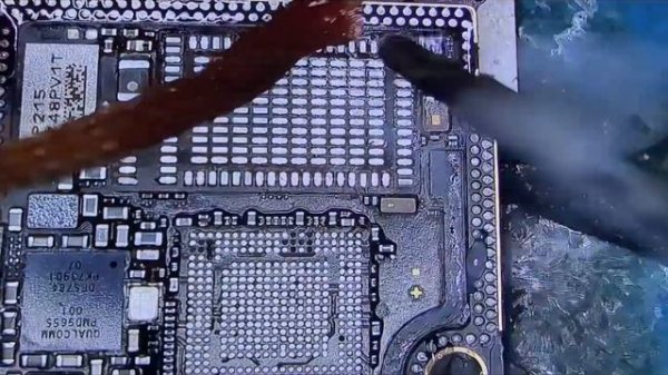 Ремонт сети Wi-Fi iPhone X, Swap платы радиочасти.