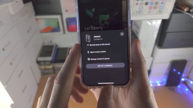 How To Play Xbox on iPhone! [Away From Home] смотреть онлайн