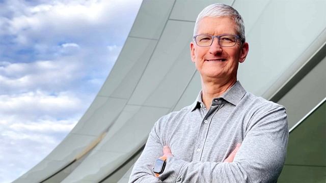 Apple CEO Tim Cook Says That There Is No Supply Chain That Is More Critical For The Company Than Ch смотреть онлайн