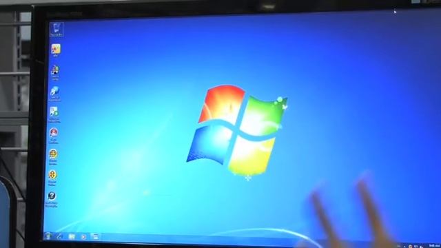 Future Shop Windows 7 2010.mov смотреть онлайн