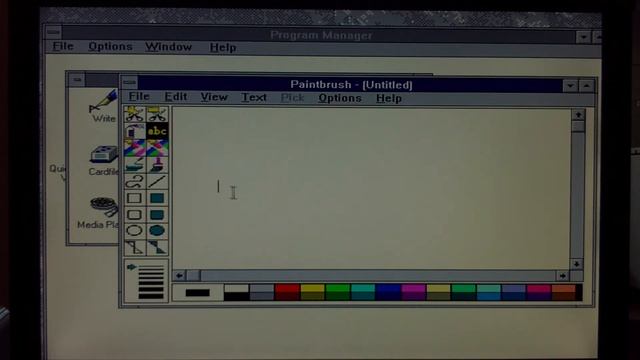 Windows 3.11 running on AmigaOS 4 via DOSBox Emulator смотреть онлайн