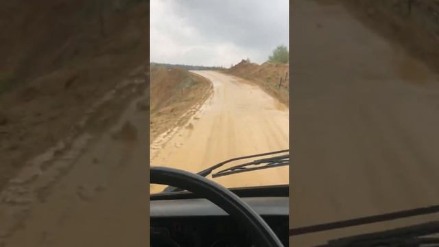 Tatra 815 Dirty rain смотреть онлайн