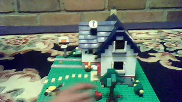 Lego Apple Tree House Preiveiw 1 смотреть онлайн