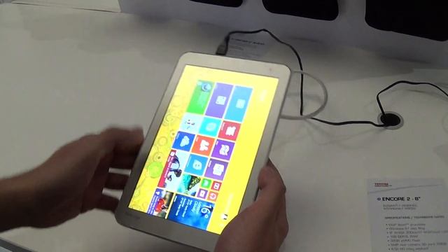 IFA 2014 - Toshiba Encore 2 8' - Il Tablet Windows 8 da 8 Pollici - Video Preview di MobileOS it смотреть онлайн