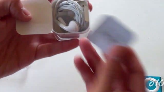 iPod Shuffle (5th Generation) Unboxing смотреть онлайн