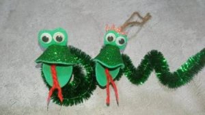 Змейка из синельной проволоки Мастер класс