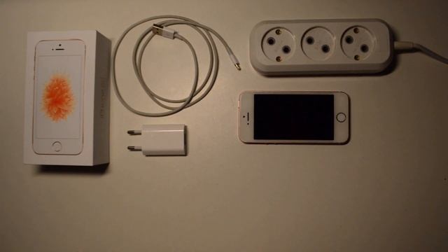 КАК ЗАРЯДИТЬ IPHONE смотреть онлайн