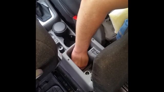 Seat Alhambra 7N Mittelarmlehne ausbau смотреть онлайн