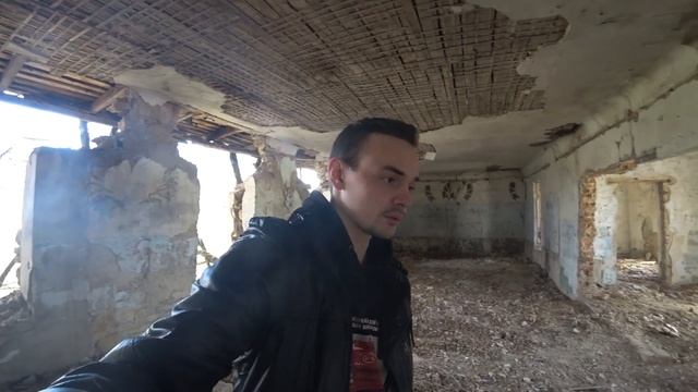 ДОНГАУ, заброшенные Дома Культуры, руины МТС, пансионат Мелиховский \\ НА РУИНАХ смотреть онлайн