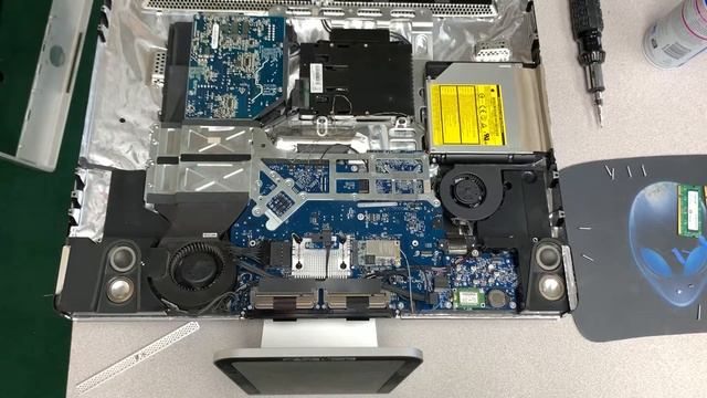 IMac 7,1 Hard Drive Swap смотреть онлайн