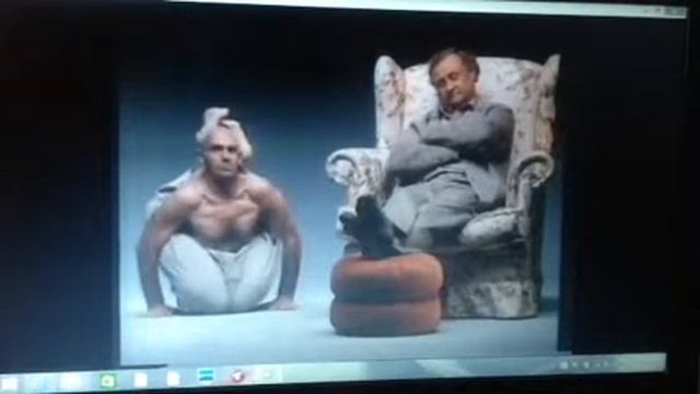 The Feet Seat 1990 Ad смотреть онлайн
