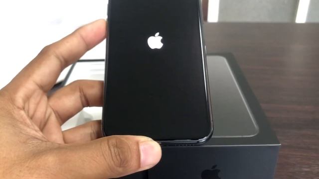 IPhone 11 Pro Green 256GB Unboxing смотреть онлайн