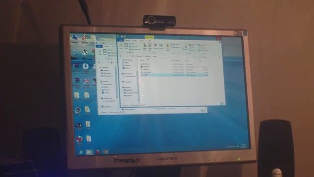 2 Midi songs first on my powerful athlon quad core and then on my 80386 dx40! смотреть онлайн