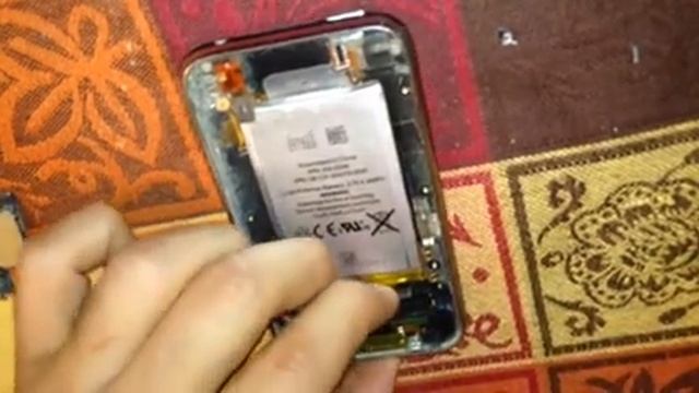 How to replace microphone, speaker, antenna, and dock port on an iPhone 3G or 3GS смотреть онлайн