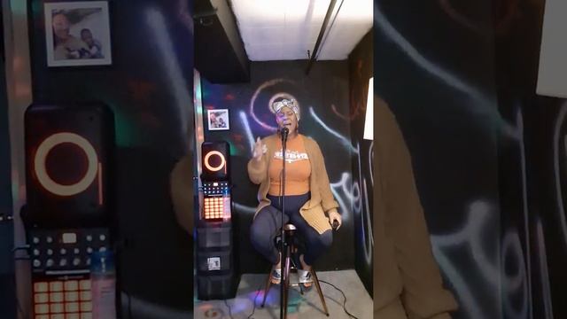 Jasmine Sullivan Bust the Windows Karaoke (Can't Get It Right) take 3🎬 смотреть онлайн
