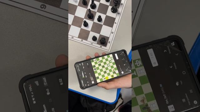 Новости «Шахматной столицы»: в школе №9 продолжаются турниры по быстрым шахматам! смотреть онлайн