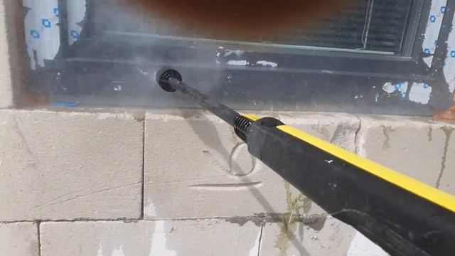 how to remove old protective tape from window frame. odstranenie ochrannej folie z okien смотреть онлайн