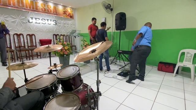 Centra de Macaé Congregação Dom Expedito. Momento de Louvor. смотреть онлайн