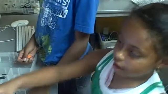 Learn 2 Teach, Teach 2 Learn: young learner demonstrates her knowledge смотреть онлайн