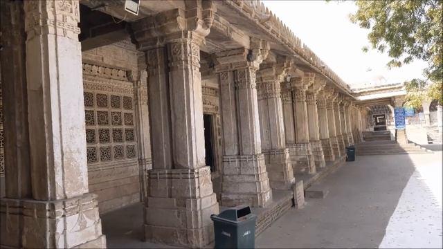 Sarkhej Roza 1451 AD, Ahamedabad, Gujarat, India смотреть онлайн