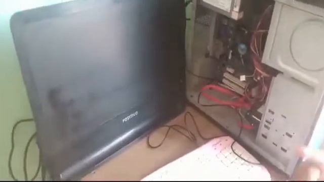 Tutorial Pc liga e entra direto na bios saiba o quê fazer! se escreva no canal se esse vídeo смотреть онлайн