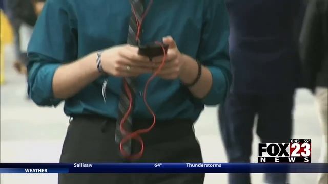 BBB Scam Alert: Charged for an iPhone You Didn't Purchase (04/22/22) - FOX23 News смотреть онлайн