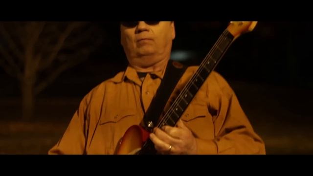 Broken Windows Video by SouthSide Drive смотреть онлайн