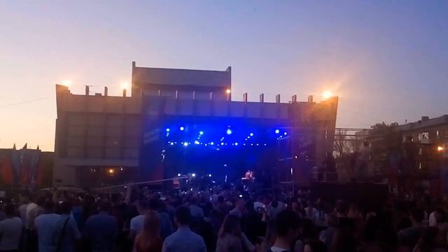 Останусь... Концерт группы 312 г. Луганск смотреть онлайн