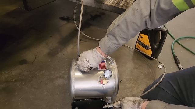 This Engine has Oil Pressure BEFORE it cranks! Should you prime an engine oil system? смотреть онлайн