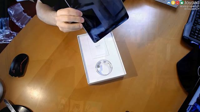 iPad 9.7 & iPhone 7 Plus (PRODUCT RED) - Lunch Unbox #24 смотреть онлайн