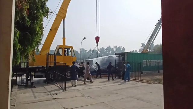 MTU Rolls Royce 1500000 Watts Generator смотреть онлайн