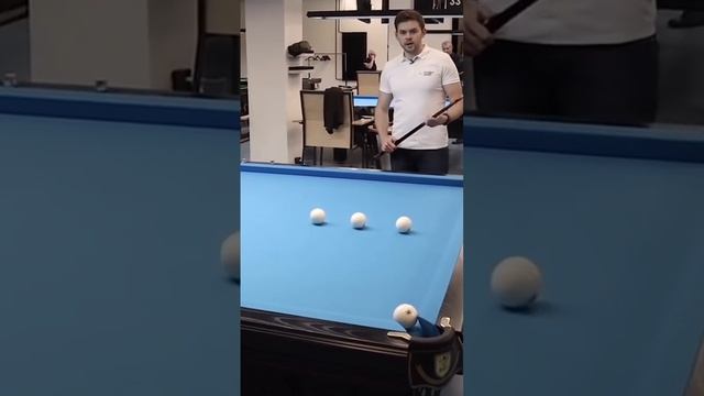 Как забить шар, лежащий на борту? смотреть онлайн