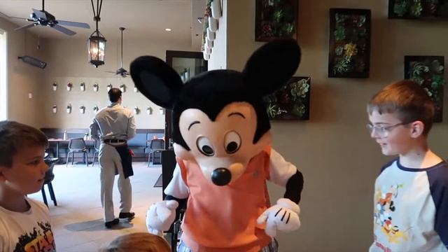 Walt Disney World at Bay Lake Tower - Family Trip 2022 - Part 4 смотреть онлайн